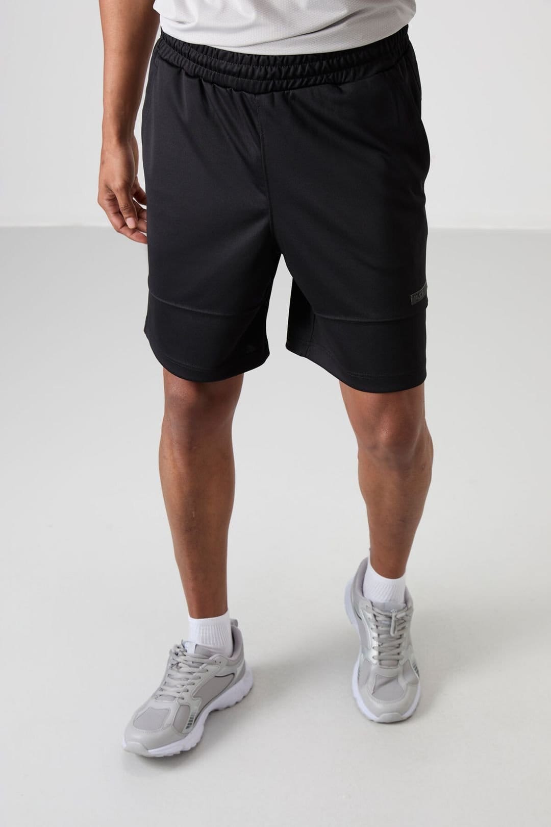 Tommy Life Tommy Life Men's Solid Sweat Shorts in Black - 4