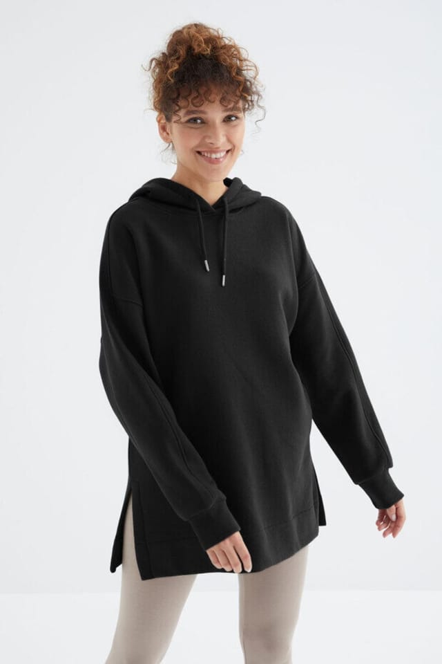Tommy Life Tommy Life Women's Oversized Hooded Sweatshirt With Pocket - 2
