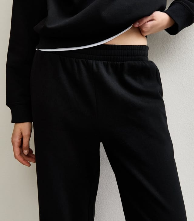 New Look Women's Black Elasticated Waist Wide Leg Joggers New Look - 2