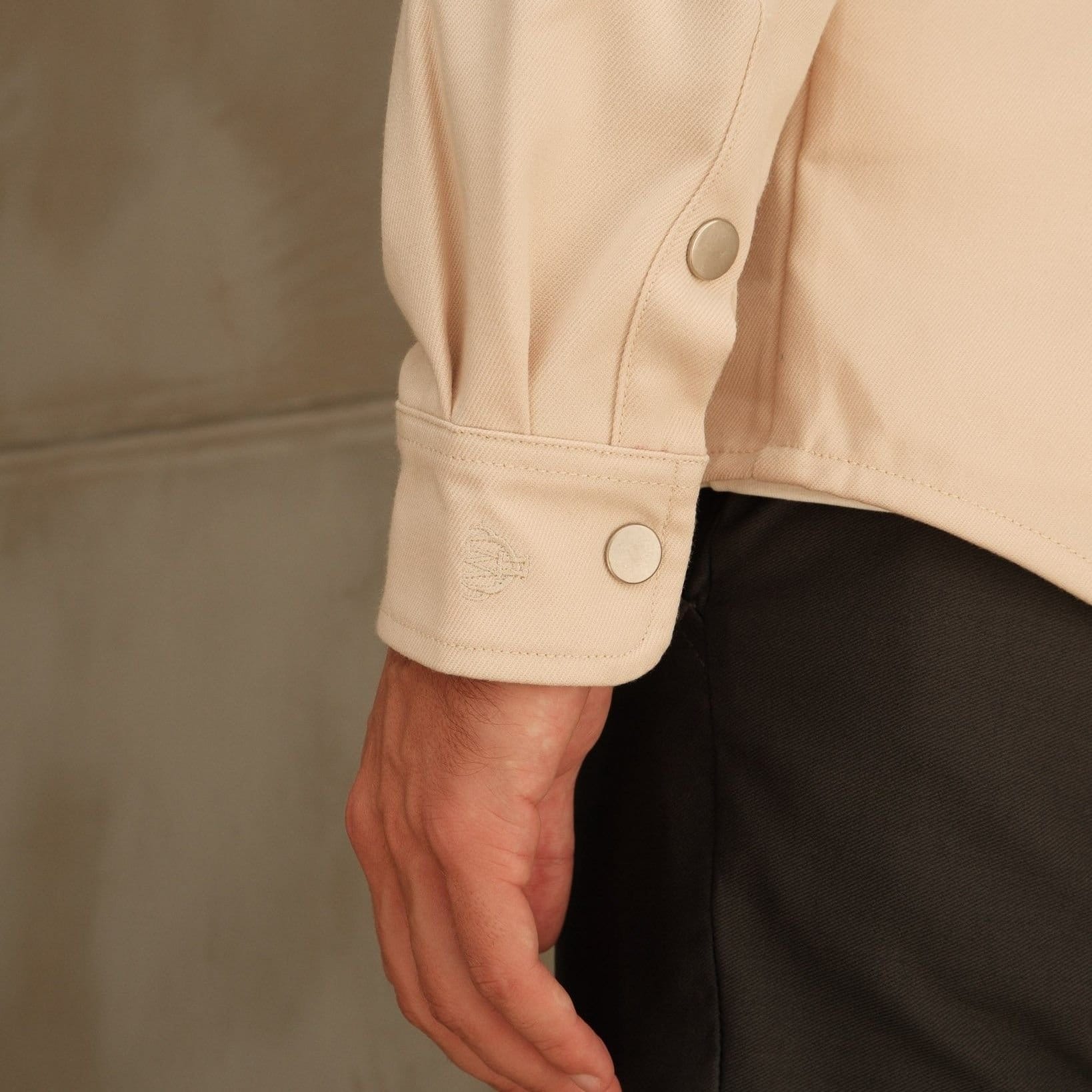Walker & Hunt Walker & Hunt Men's Mason Overshirt in Cream - 4