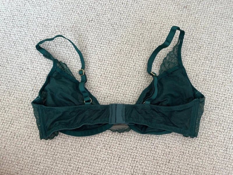 ASOS ASOS Design Forest green lace underwire bra size 34D