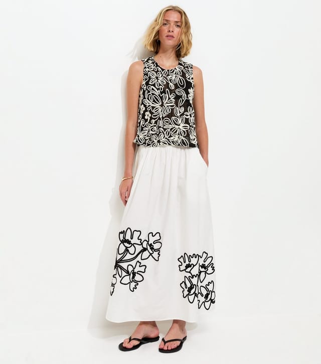 New Look Women's Black Floral Appliqué Sleeveless Top New Look - 3