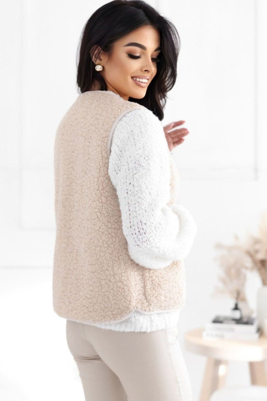 Love Lace Love Lace Women's Faux Fur Teddy Sleeveless Button Vest in Beige - 4
