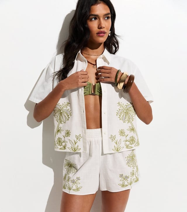 New Look Women's White Palm Embroidered Cotton Beach Shorts New Look - 3