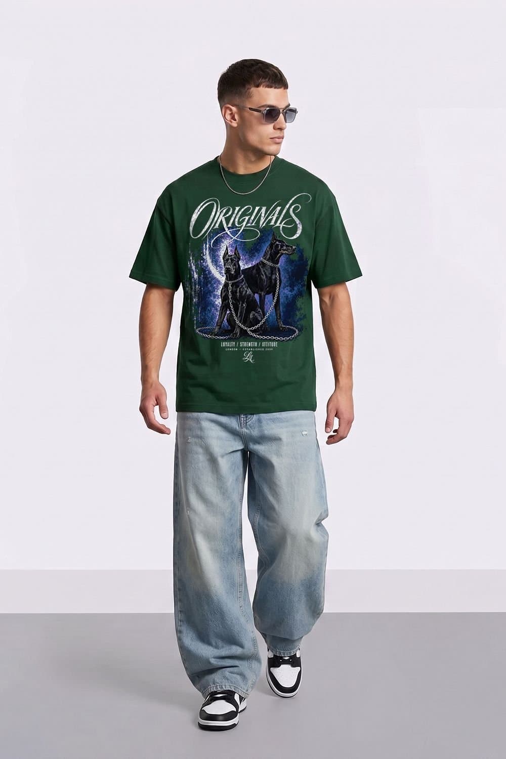 LONDON ATTITUDE LONDON ATTITUDE Men's Doberman Oversized Heavyweight Graphic T-Shirt in Green