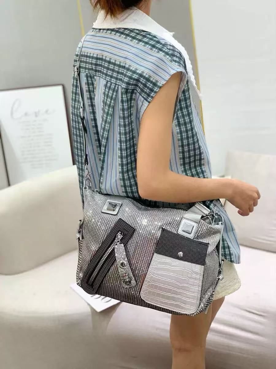 PEACH ACCESSORIES PEACH ACCESSORIES Women's Sparkle & Croc Shoulder Bag in Silver - 4