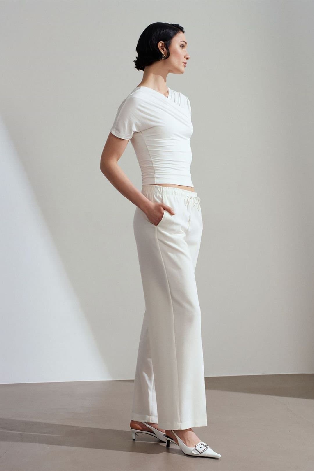 Dilvin Dilvin Women's Wide Leg Pull-On Trousers in White