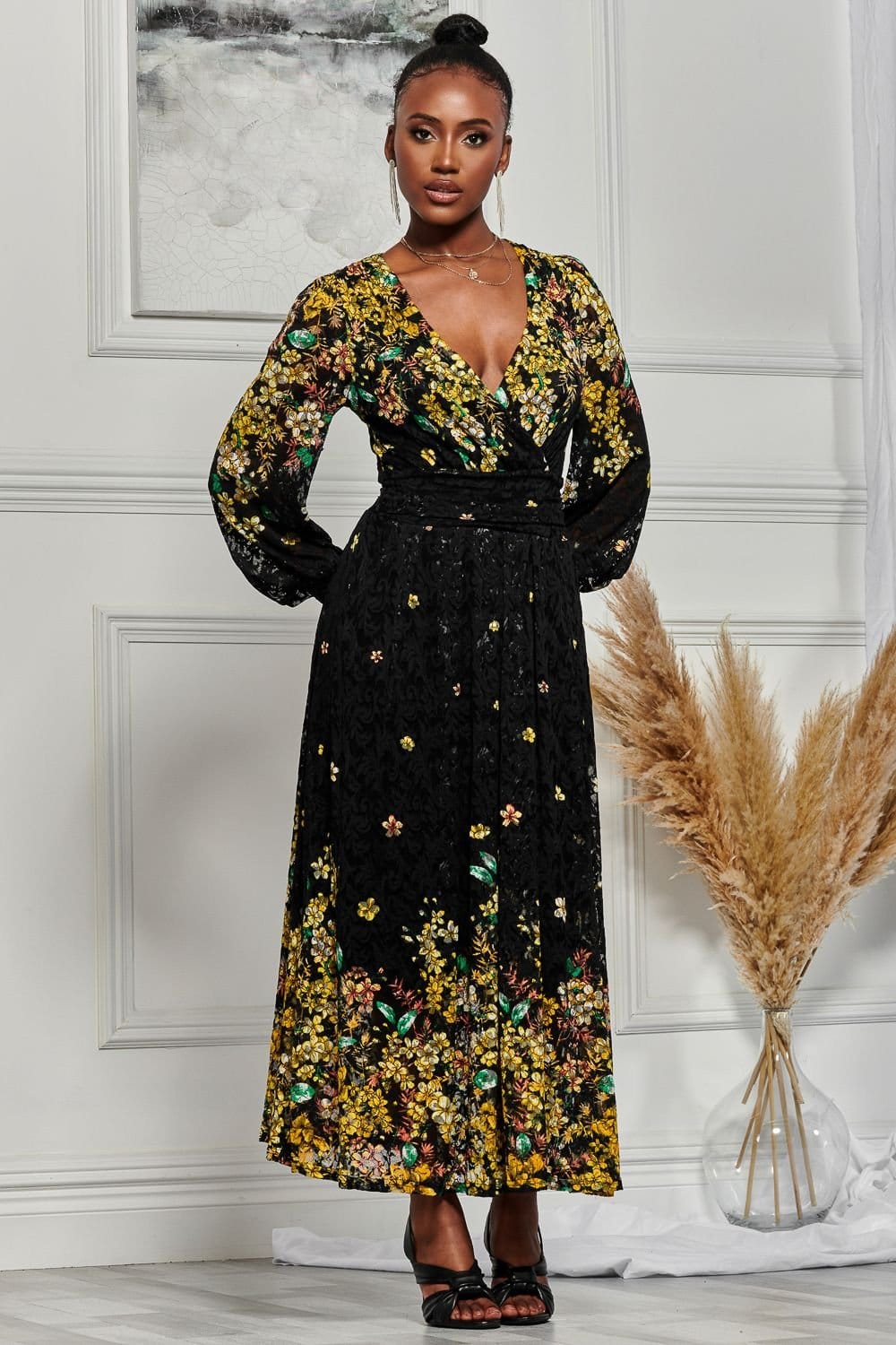 Jolie Moi Jolie Moi Women's Amica Symmetrical Print Lace Maxi Dress in Black - 4