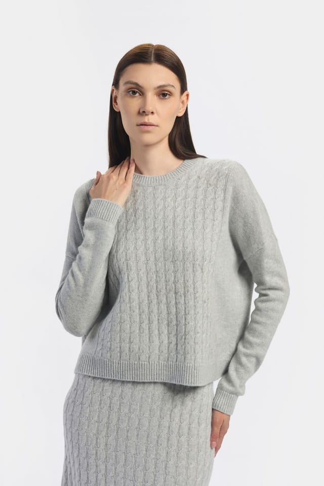 Denner Cashmere Denner Cashmere Women's Cable Detail Sweater in Light Grey - 2