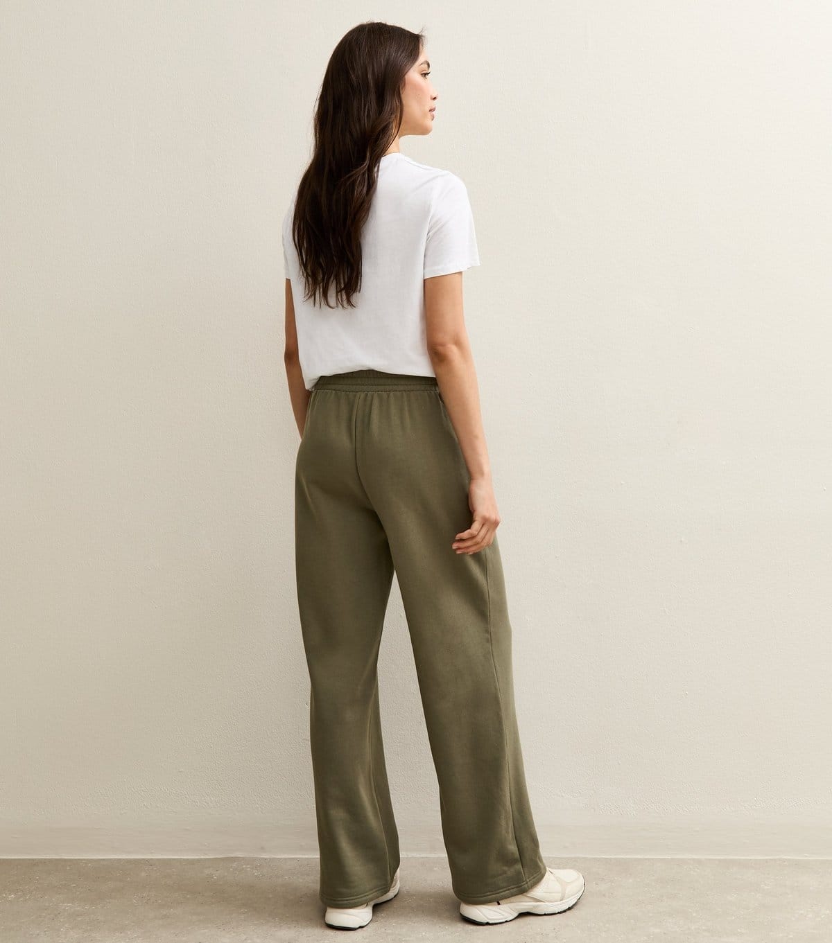 New Look Women's Khaki Elasticated Waist Wide Leg Joggers New Look - 4