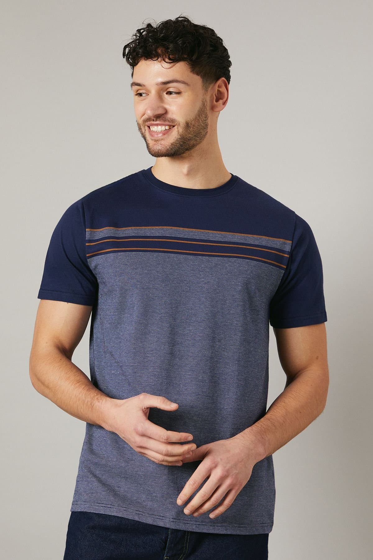Maine Maine Men's Navy Chicago Stripe T-shirt