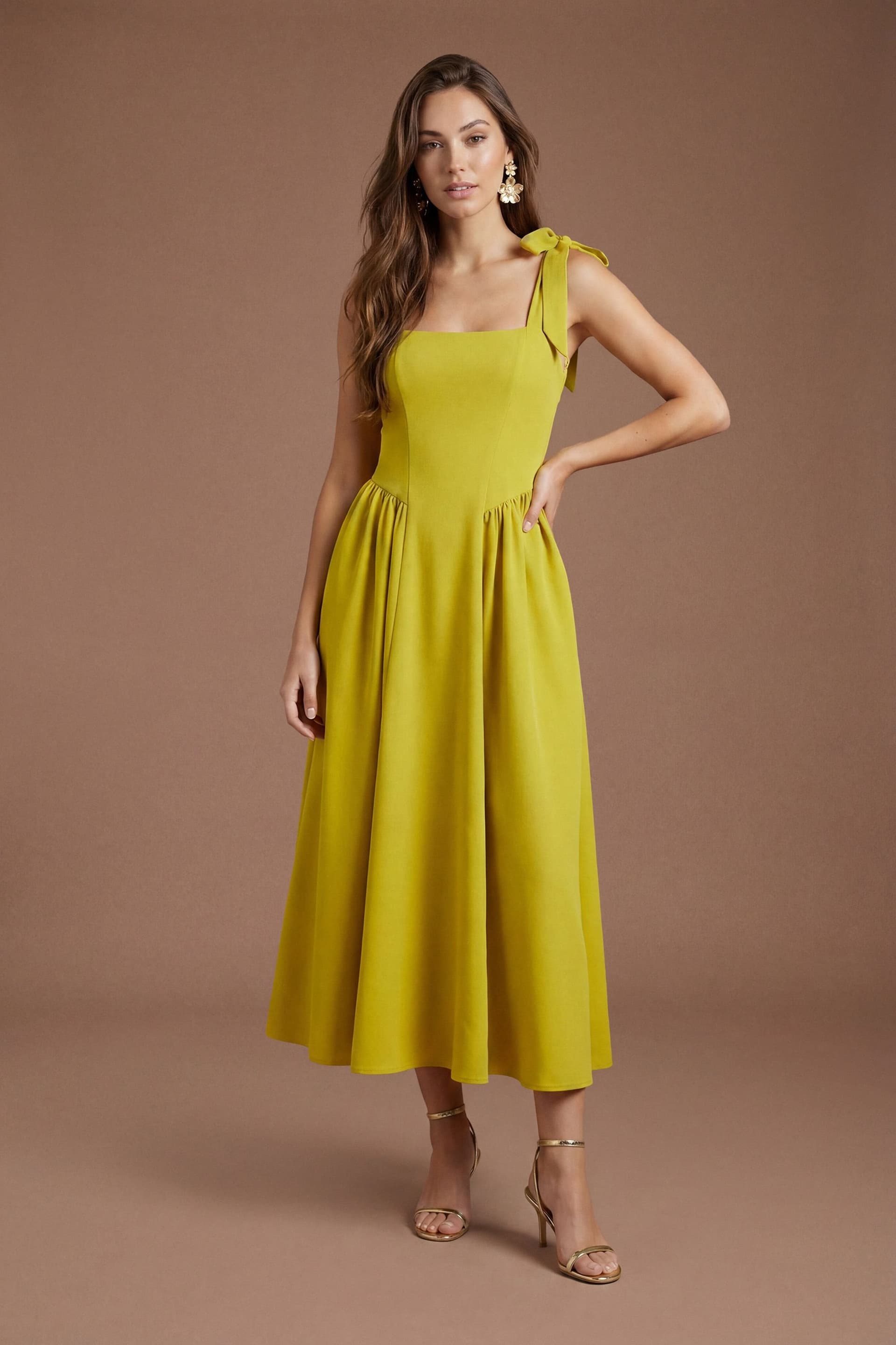 Coast Coast Women's Sleeveless Crepe Midi Dress With Bow Detail Straps in Lime