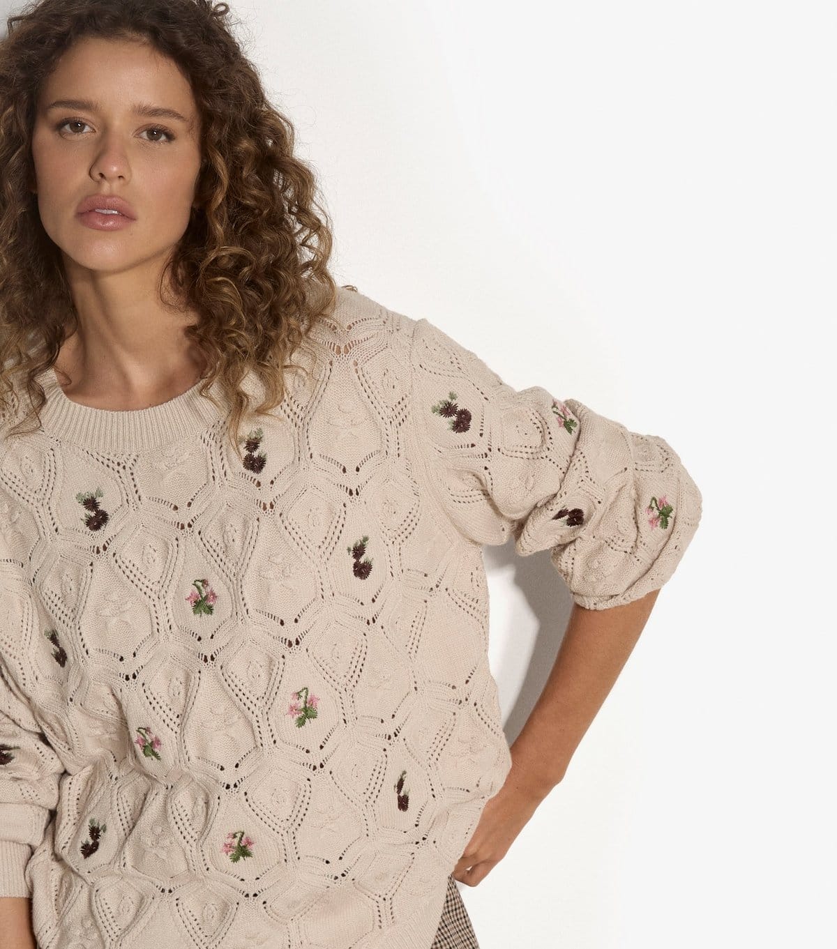 Apricot Women's Stone Pointelle Knit Floral Embroidered Jumper Apricot New Look - 4