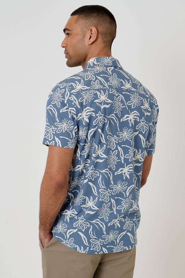 Threadbare Threadbare Men's Tropical Print Cotton Short Sleeve Shirt in Blue - 2