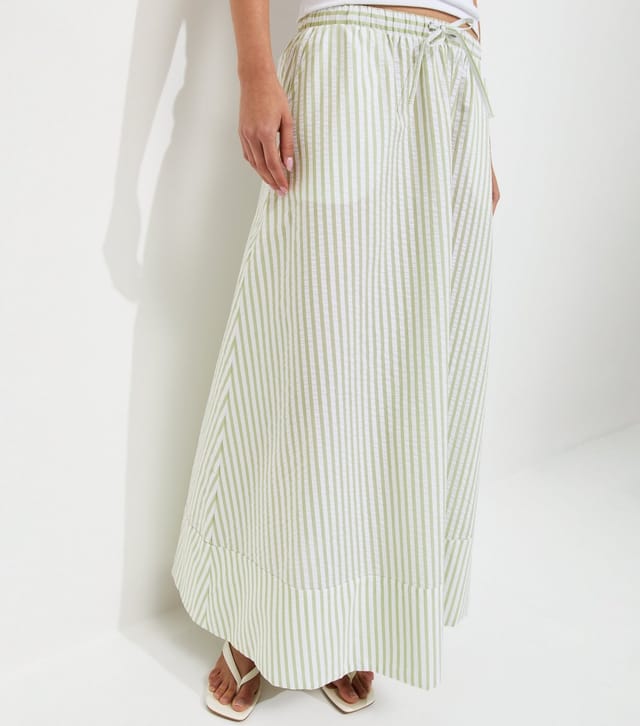 New Look Women's Green Striped Cotton Seersucker Circle Maxi Skirt New Look - 2