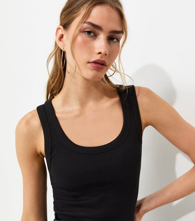 New Look Women's Pack of 2 Black and White Ribbed Scoop Neck Tank Tops New Look - 2