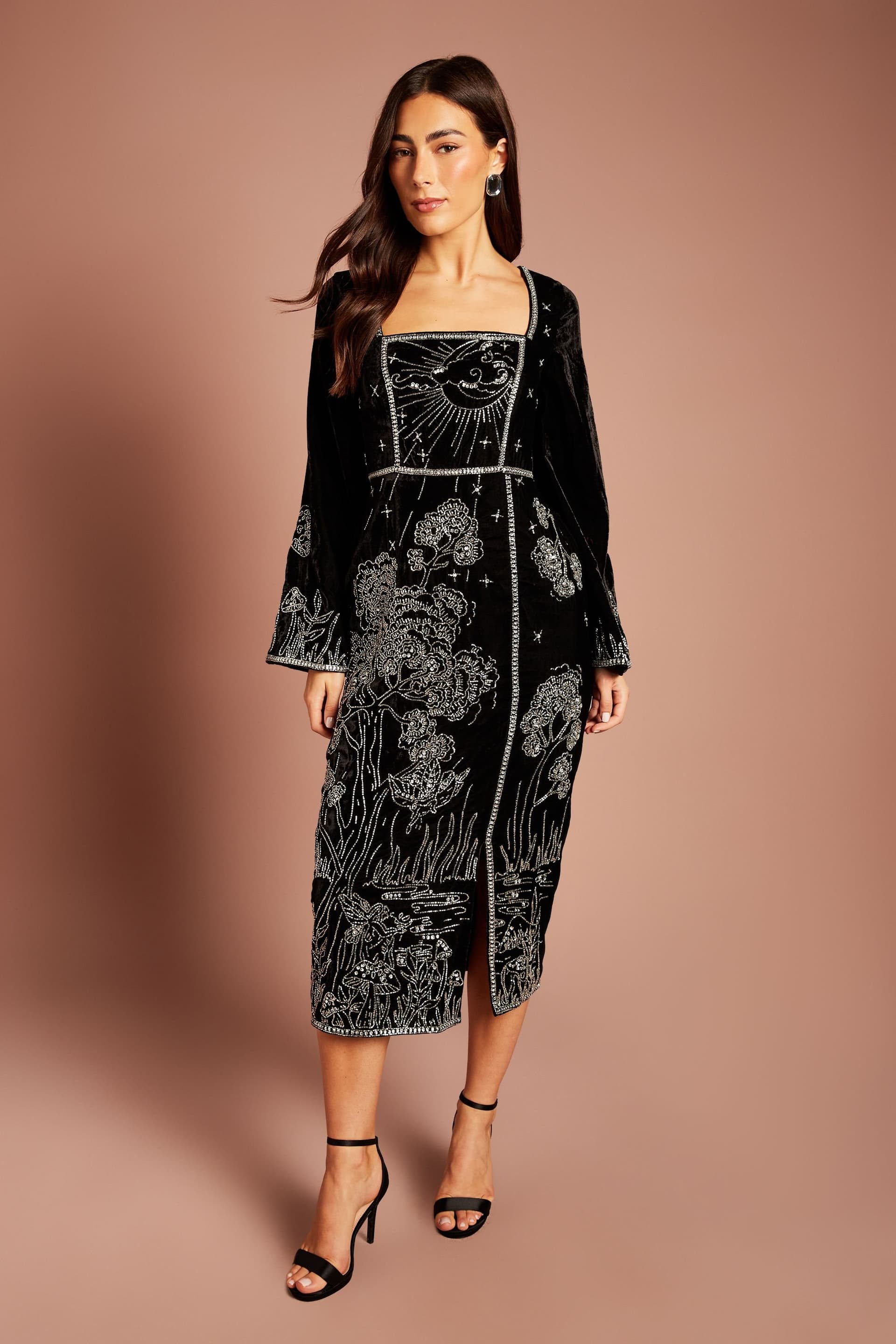 Coast Coast Women's Square Neck Celestial Embellished Velvet Midi Party Dress in Black