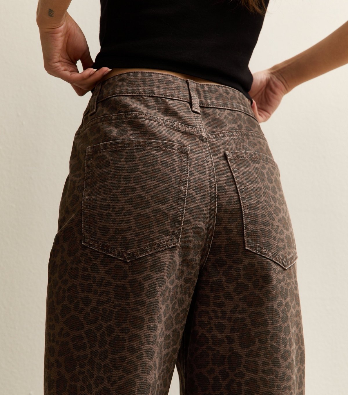 New Look Women's Brown Leopard Print Wide Leg Jeans New Look - 3