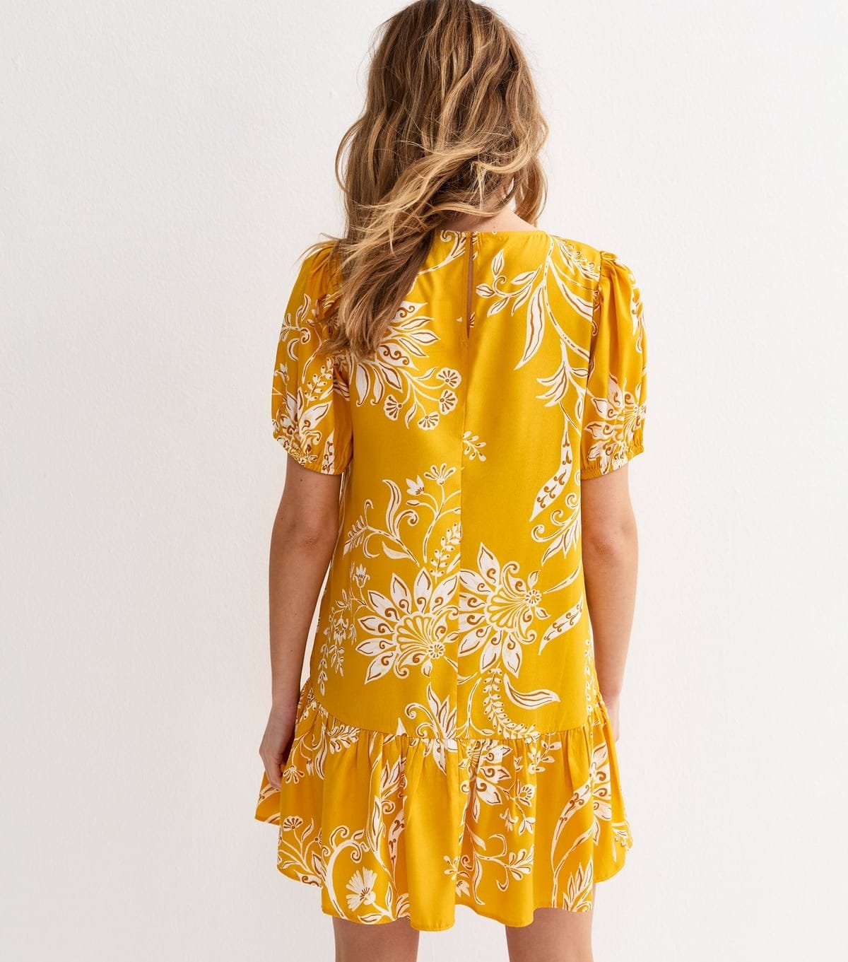 New Look Women's Yellow Crepe Leaf Print Smock Mini Dress New Look - 4