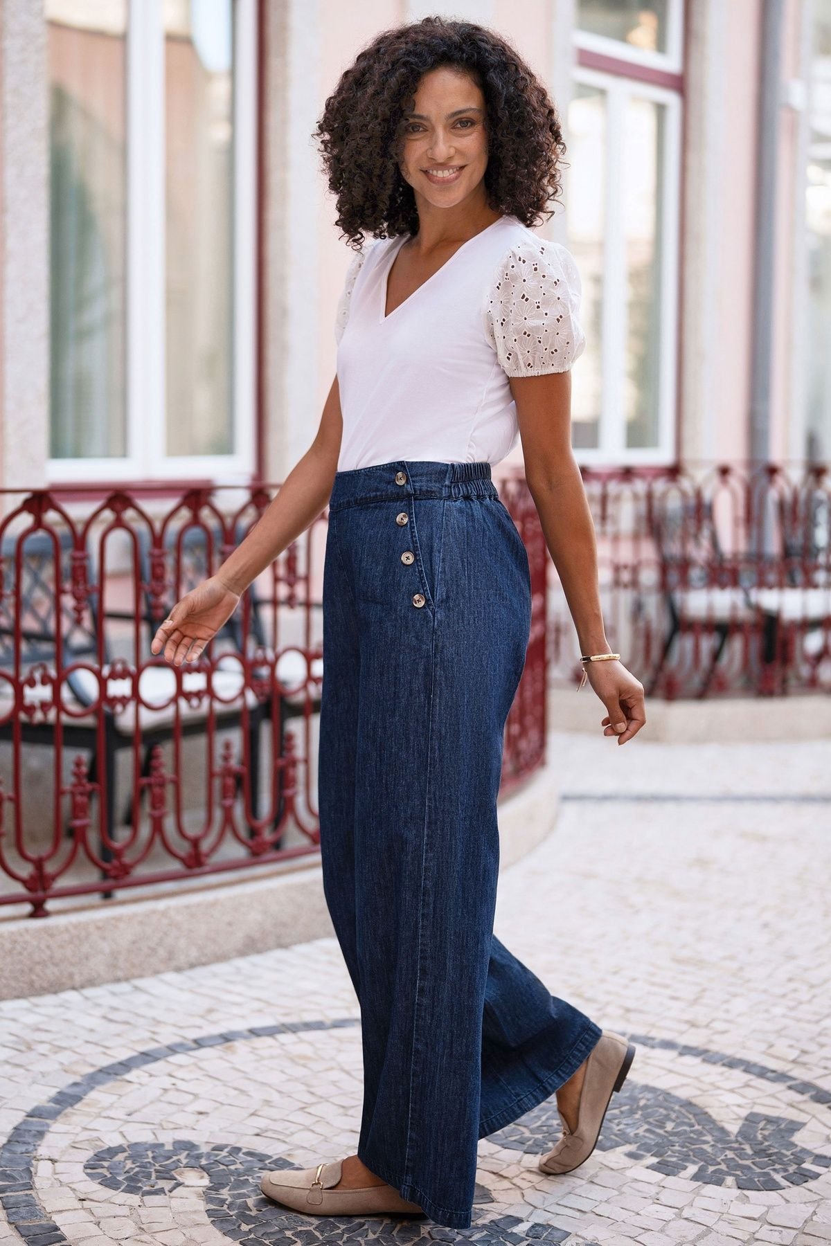 Yumi Yumi Women's Blue Chambray Wide Leg Trousers With Button Details in Dark Indigo - 4