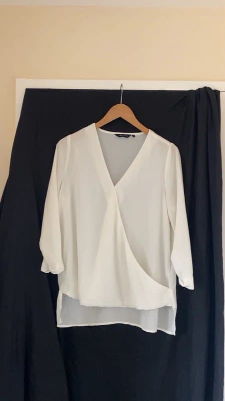 New Look Women’s white blouse