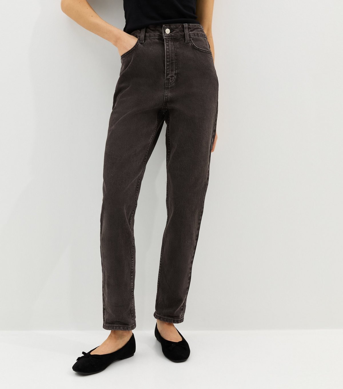 New Look Women's Washed Black Mom Ankle Grazer Jeans New Look - 3