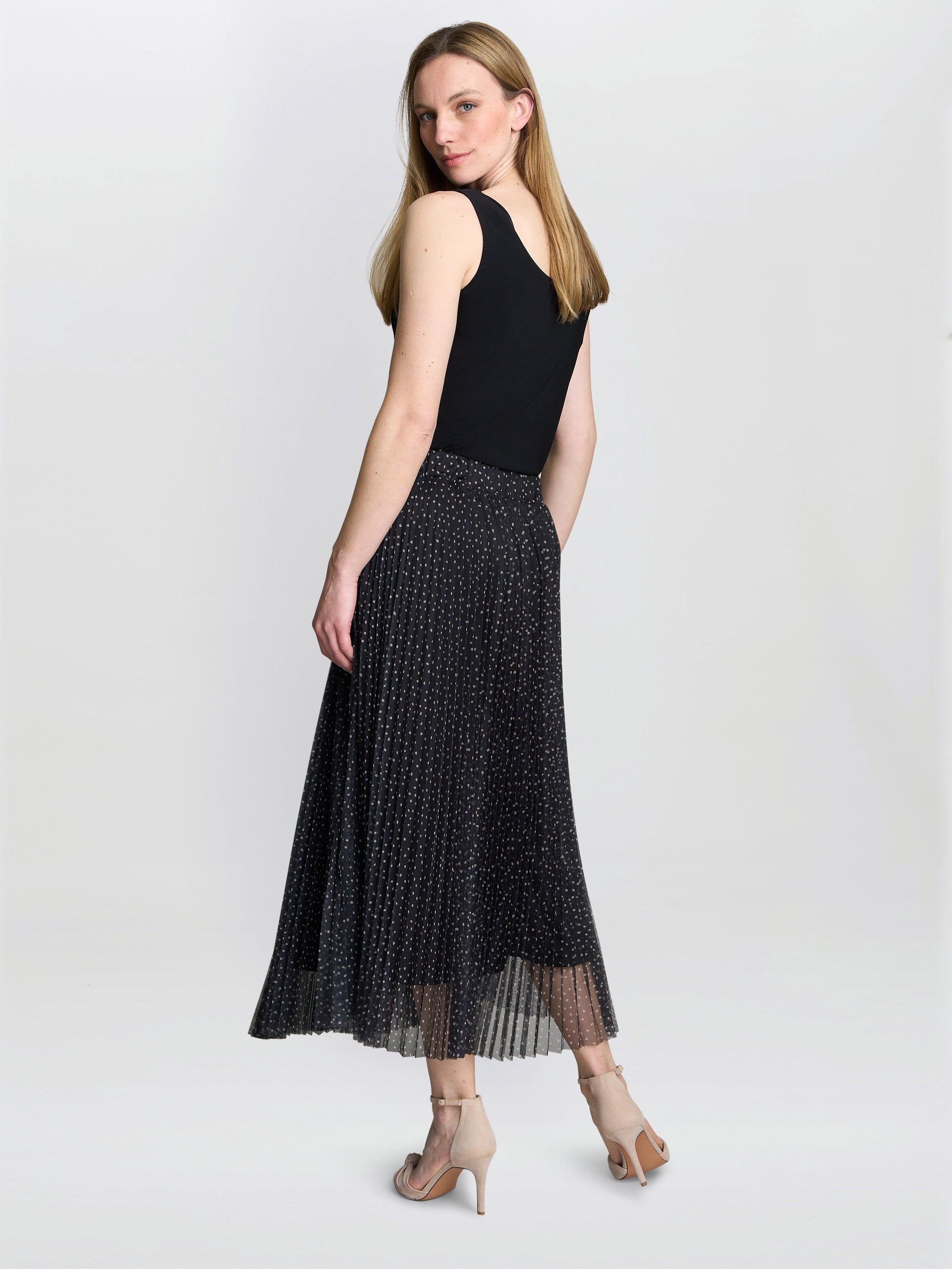 Gina Bacconi Gina Bacconi Women's Roslynn Pleated Mesh Skirt in Black - 2
