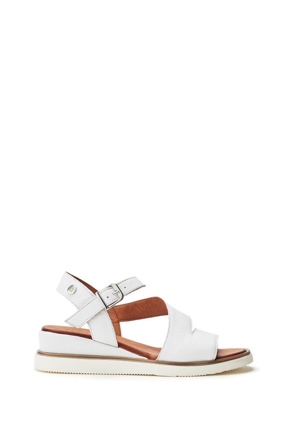 Moda In Pelle Moda In Pelle Women's 'Kapur' Leather Flatforms in White