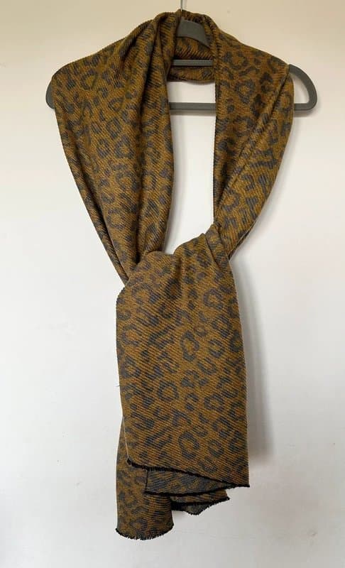 Source Unknown Mustard & Grey Leopard Print Viscose Oversized Scarf One Size