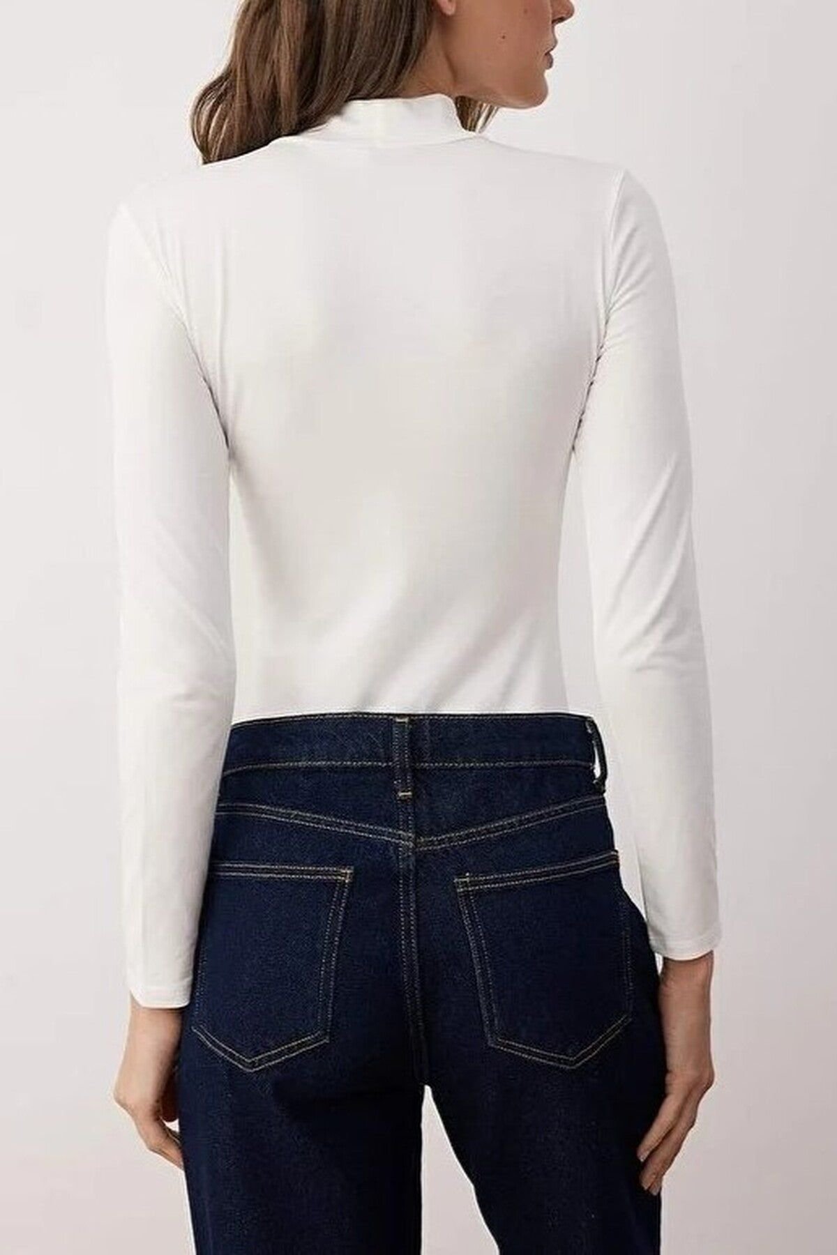 WOVCOR WOVCOR Women's Long Sleeve Turtleneck Stretch Knit Bodysuit in White - 3