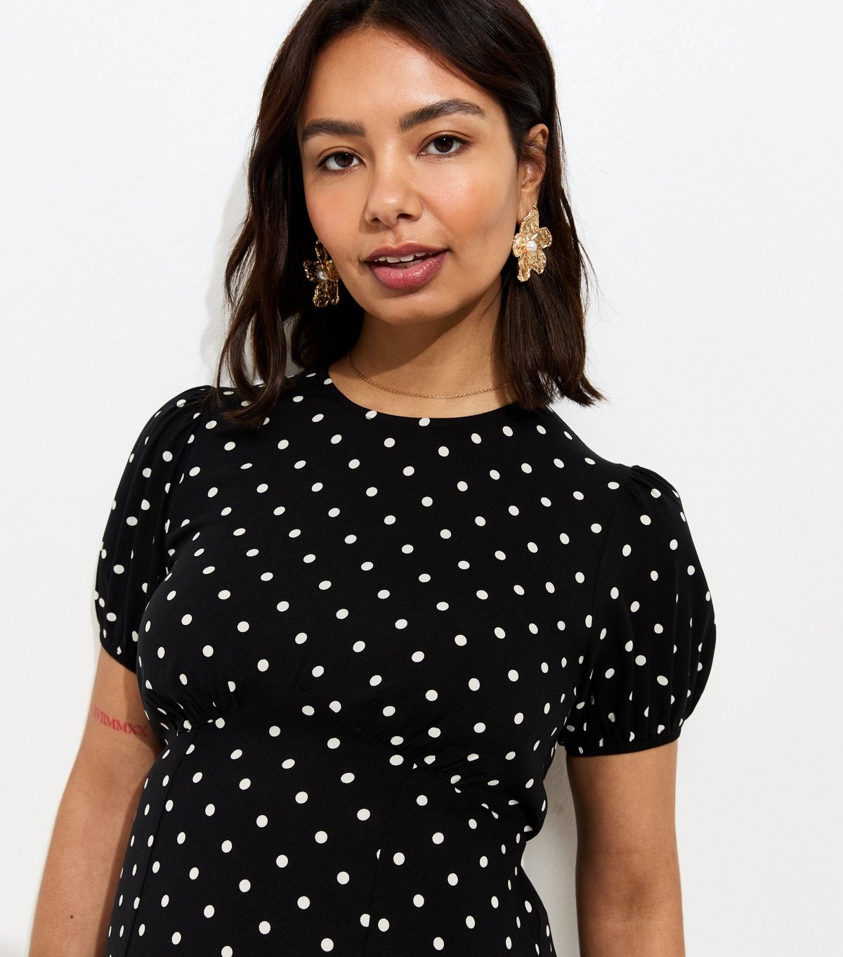 New Look Women's Maternity Black Polka Dot Lace Trim Midi Dress New Look - 2