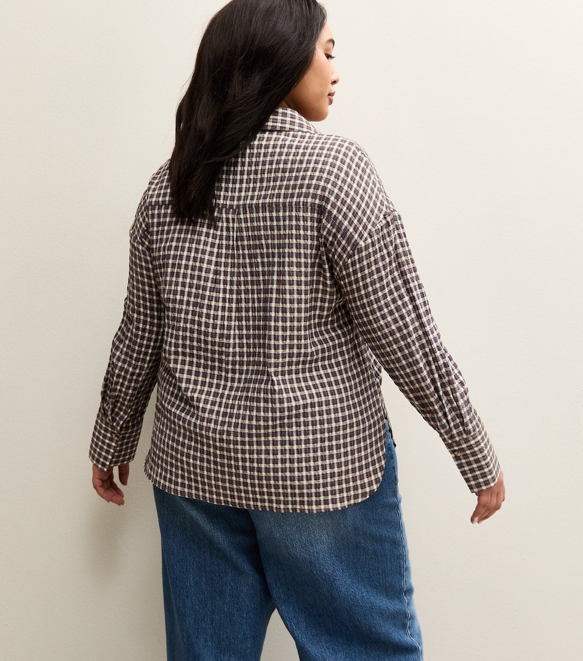 New Look Women's Plus Size Brown Crinkled Check Shirt Curves New Look - 4