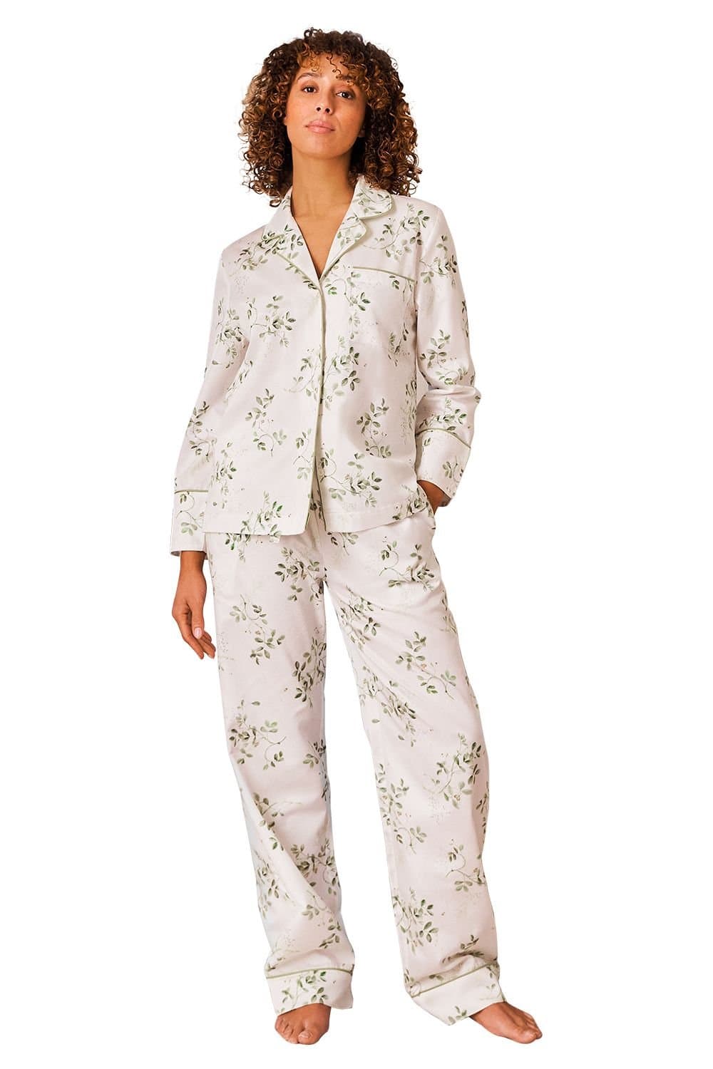 Christy CHRISTY Women's 'Peashoots' Floral Cotton Sateen Pyjama Set in White