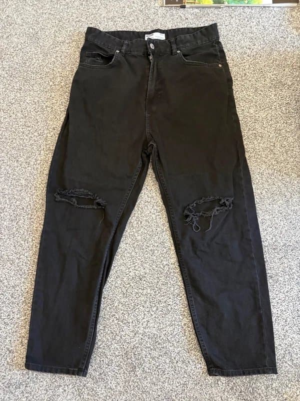 Bershka Bershka Loose Ripped Jeans