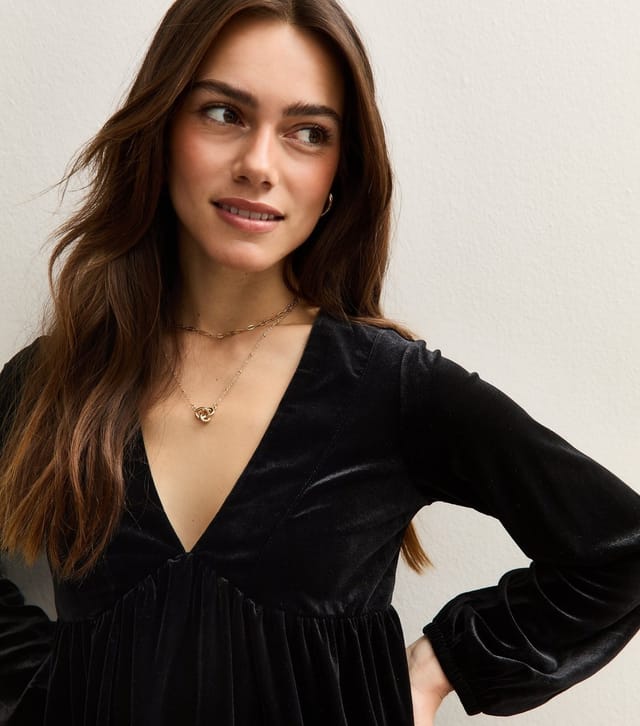 New Look Women's Petite Black Velvet Smock Mini Dress New Look - 2