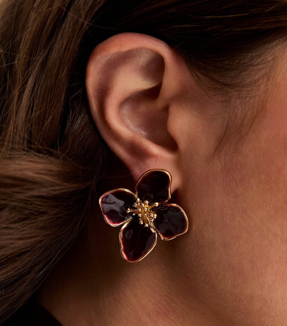 New Look Gold Tone Burgundy Enamel Flower Stud Earrings New Look - 2
