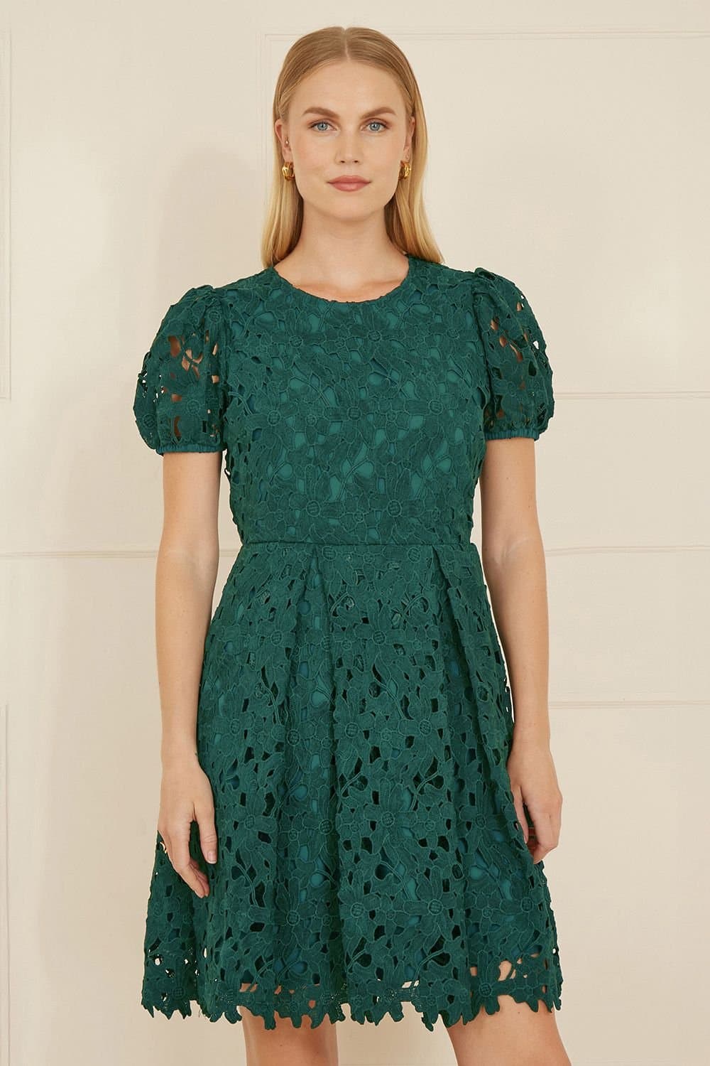 Yumi Yumi Women's Green Lace Skater Dress With Puff Sleeves