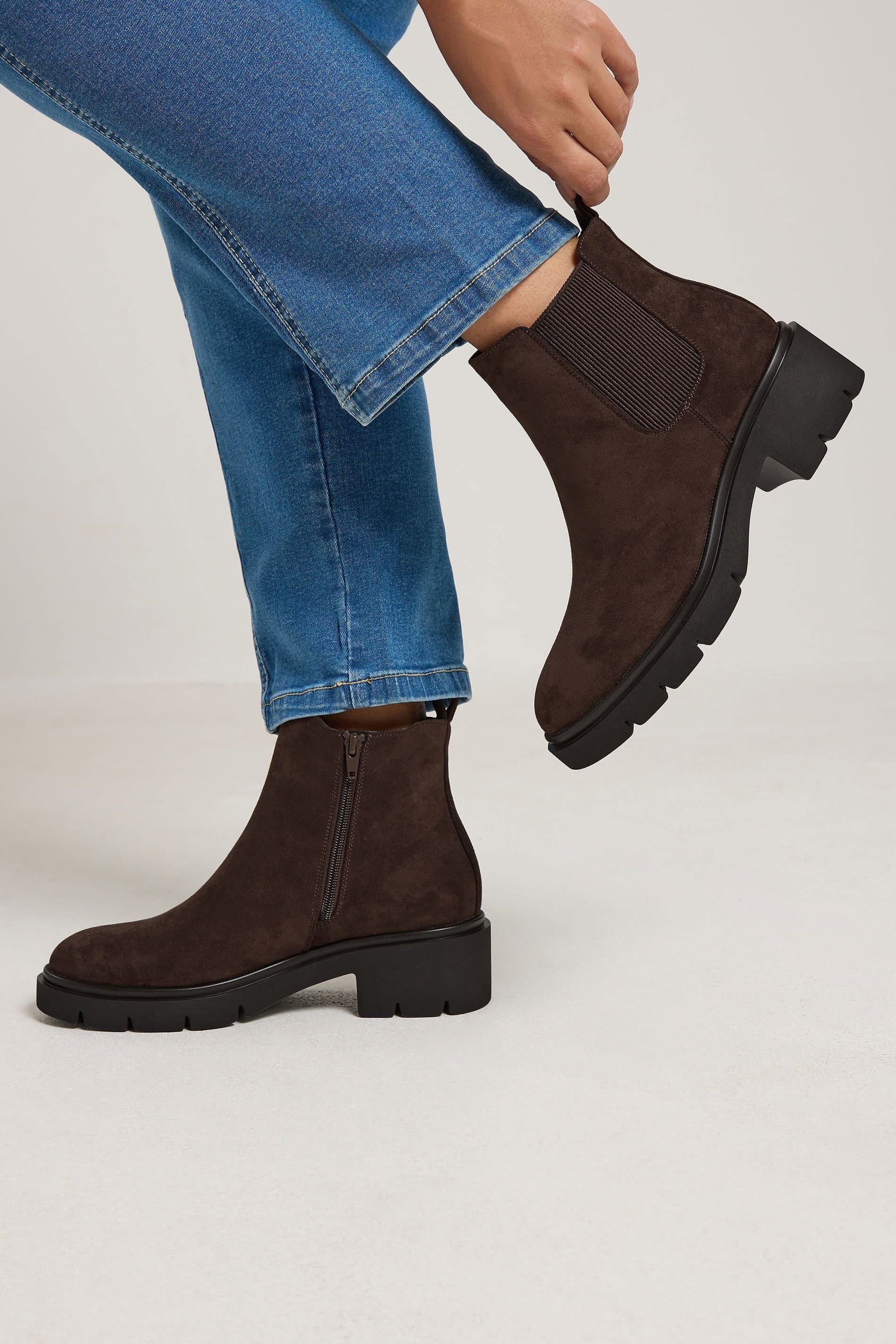 Yours Yours Women's Cleated Chelsea Boot In Wide E & Extra Wide EEE Fit in Brown