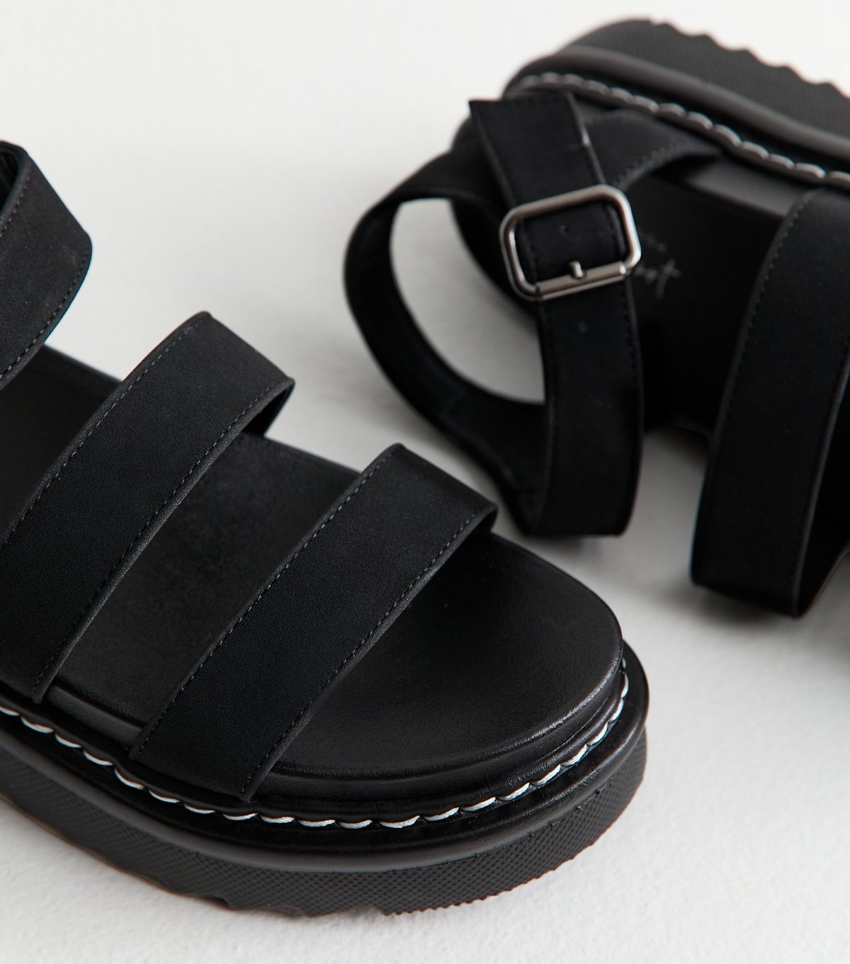 New Look Women's Black Faux Suede Flatform Sandals Vegan New Look - 3