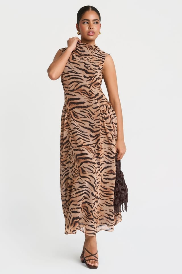 Needs No Label Needs No Label Women's Brown Tiger Print Midaxi Dress - 3