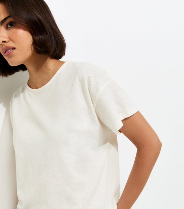 New Look Women's Premium Off White Linen Rich Dip Back T-Shirt New Look - 2