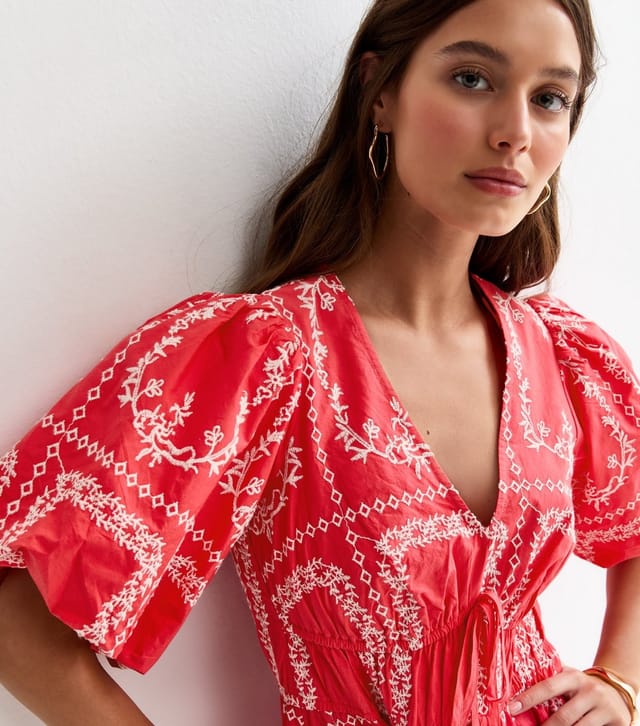 New Look Women's Pink Embroidered Puff Sleeve Midi Dress New Look - 2