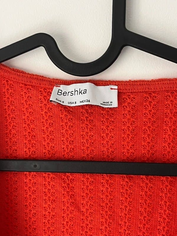 Bershka Bershka red tie up top size s 👚