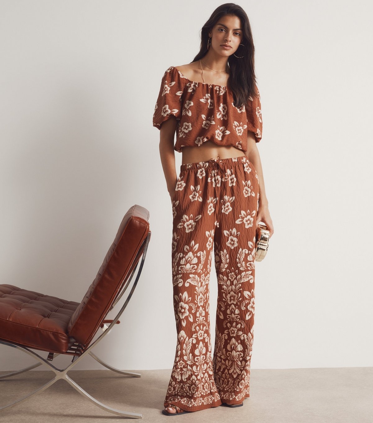 New Look Women's Brown Floral Print Wide Leg Trousers New Look - 1