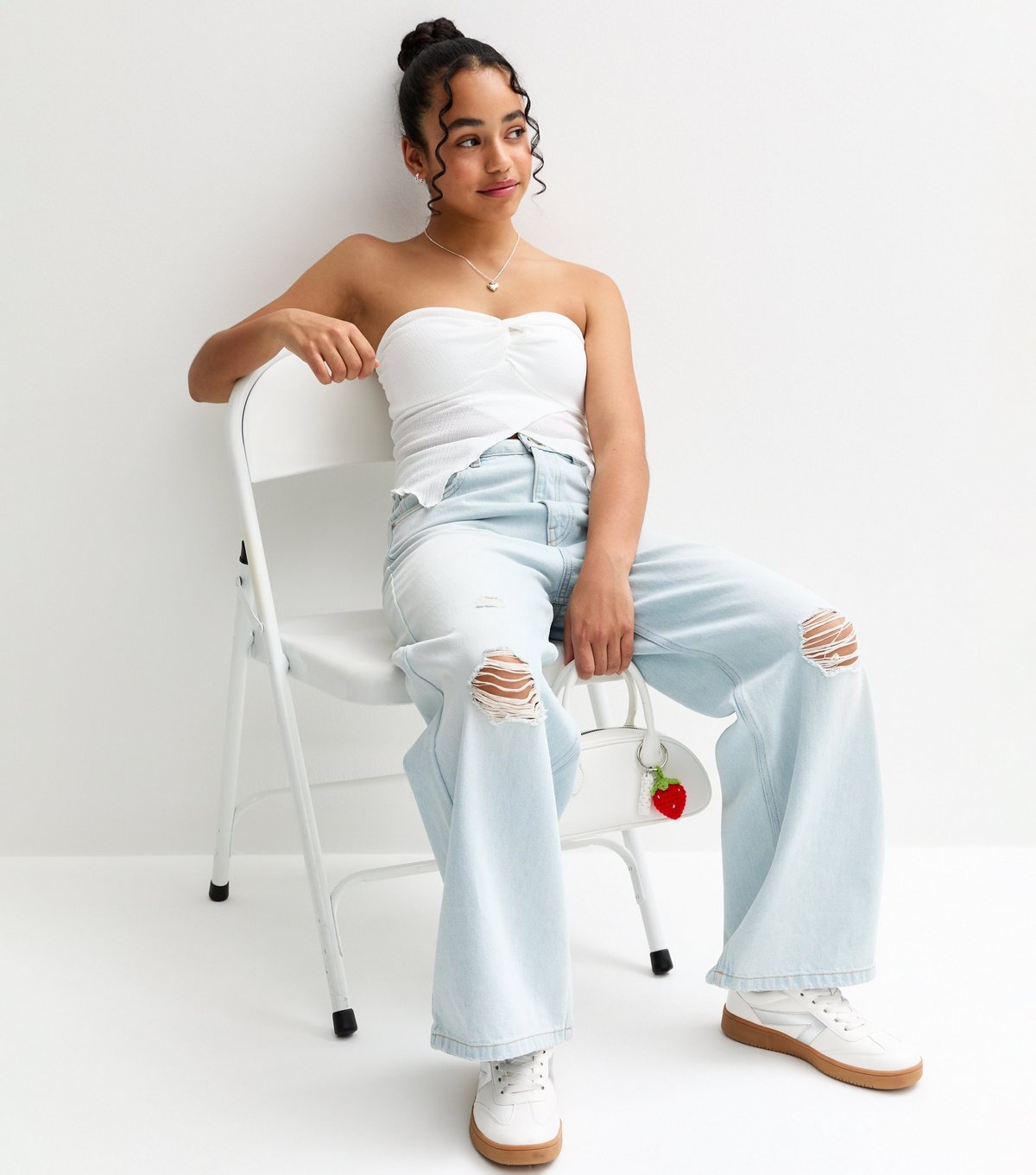 New Look Girls' White Textured Jersey Bandeau Top New Look - 3