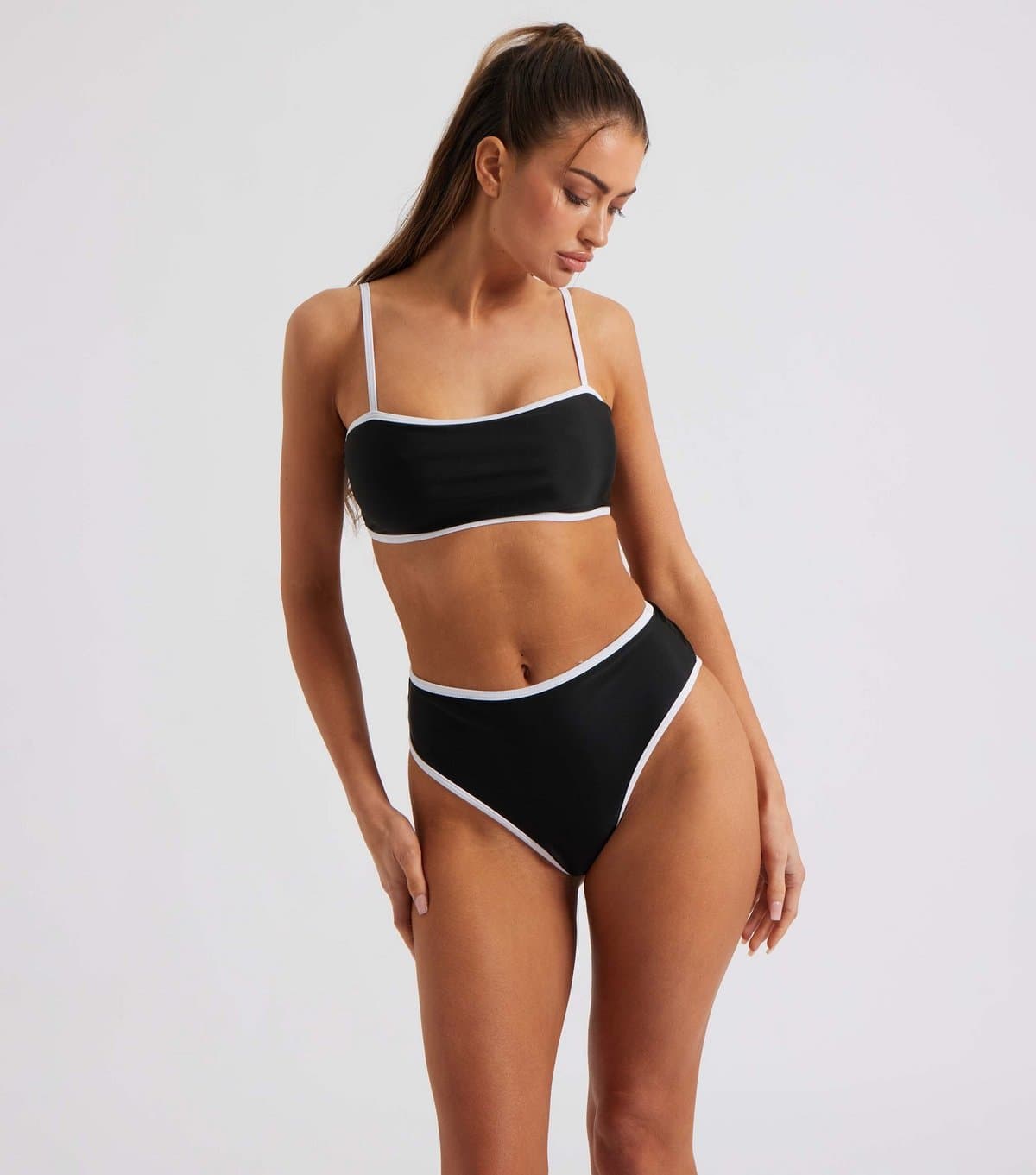 Urban Bliss Women's Black Contrast Trim Bikini Bottoms Urban Bliss New Look