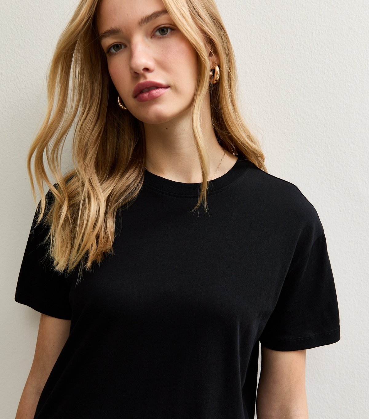 New Look Women's Black Boxy T-Shirt New Look - 2