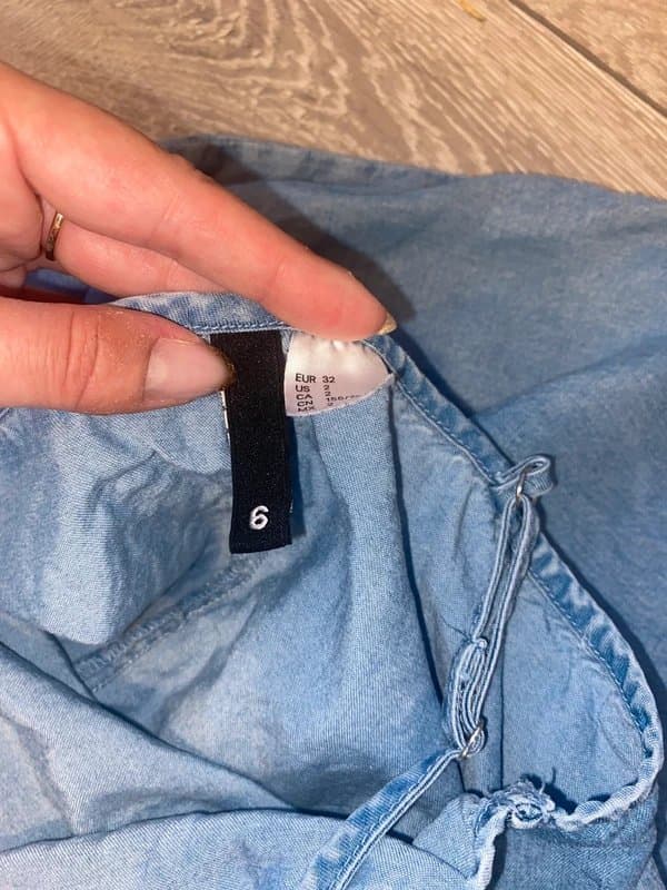 H&M H&M blue light denim feel look v neck mini dress frayed hem adjustable straps size 6
