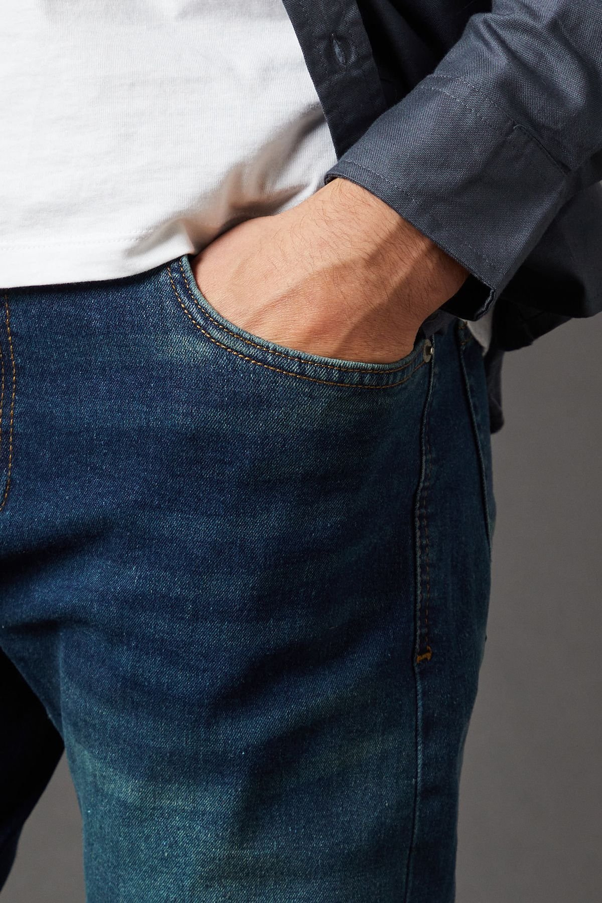 Burton Burton Men's Dark Vintage Wash Stretch Slim Fit Jeans in Dark Wash - 4