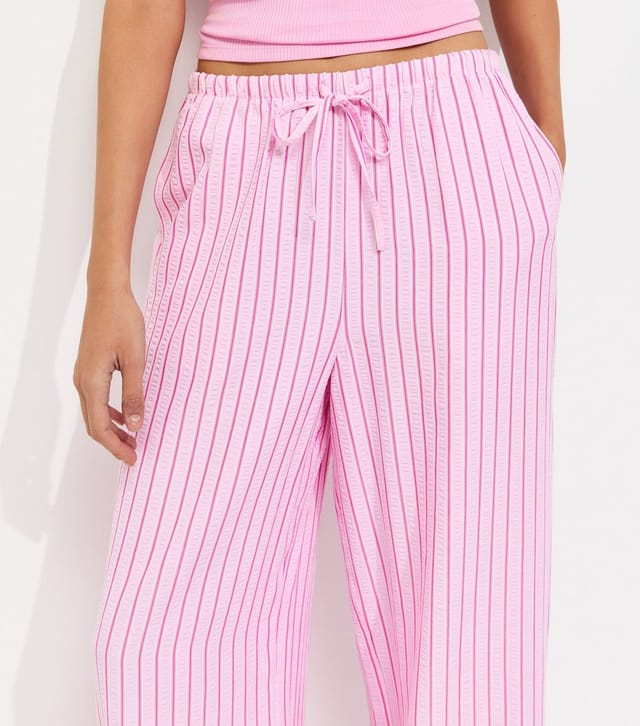 New Look Women's Pink Striped Seersucker Wide Leg Trousers New Look - 2